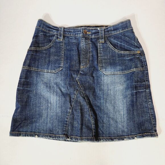 Disney Jean Denim Skirt Pirates of the Caribbean Womens Sz 10 Worlds End Graphic - Picture 1 of 9